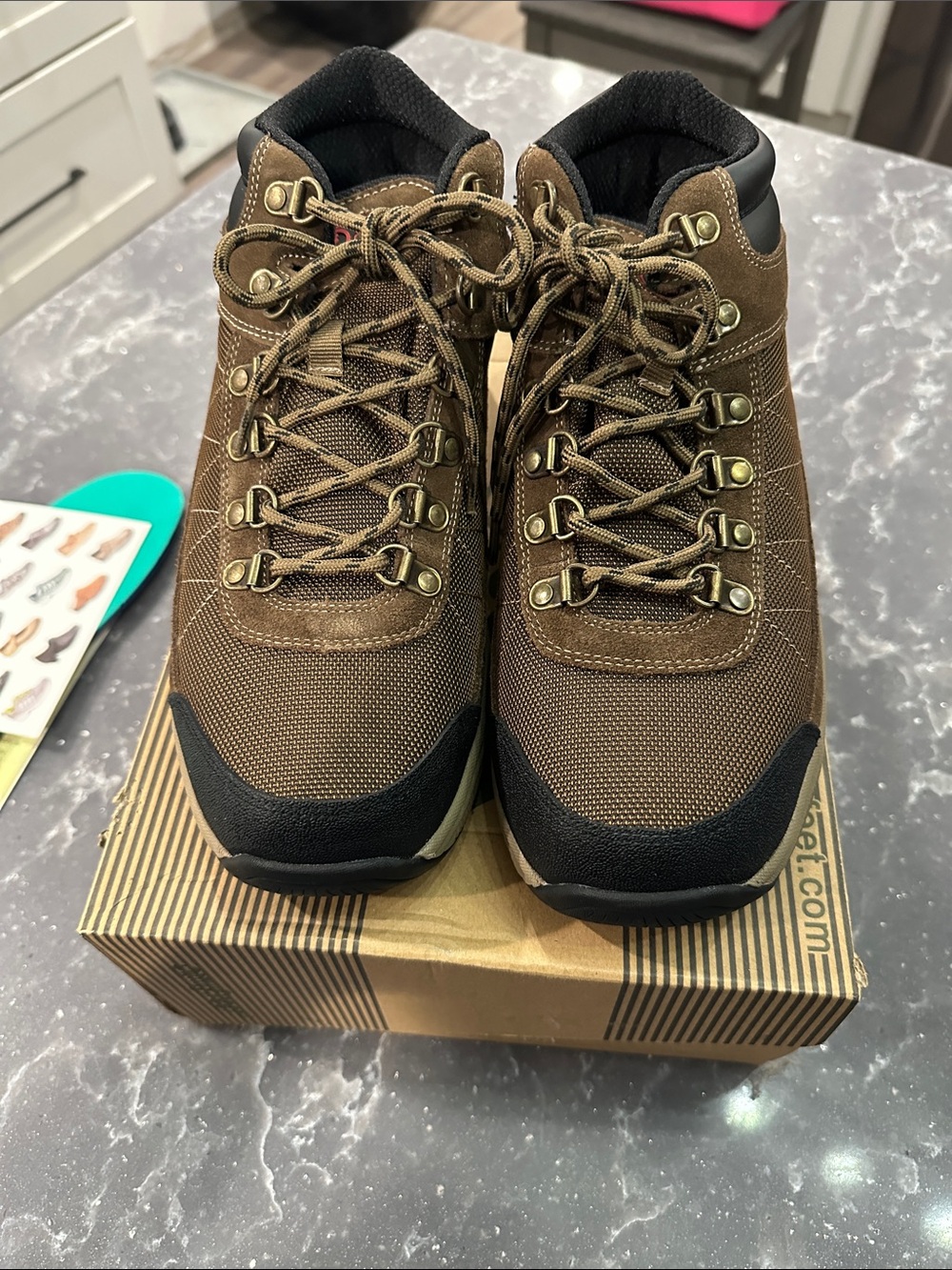 OrthoFeet Men's Brown Orthopedic Outdoor Boots with Black Toe Guard 9.5 wide